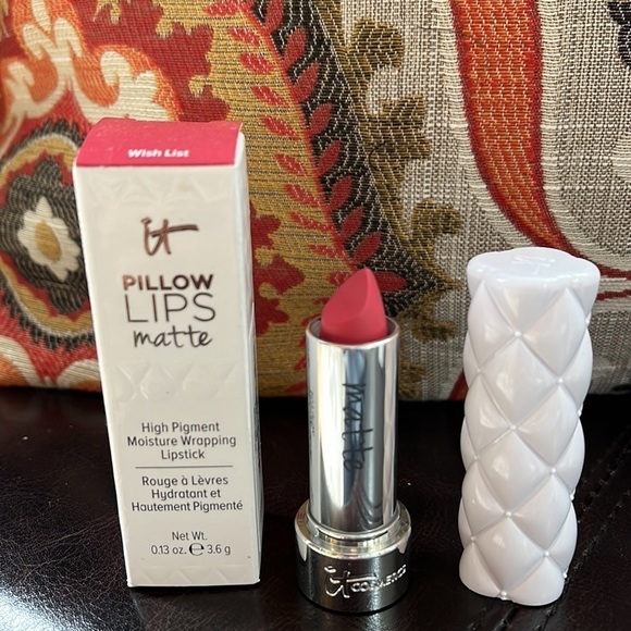it Cosmetics Pillow Lips matte lipstick, choose shade - Picture 3 of 5